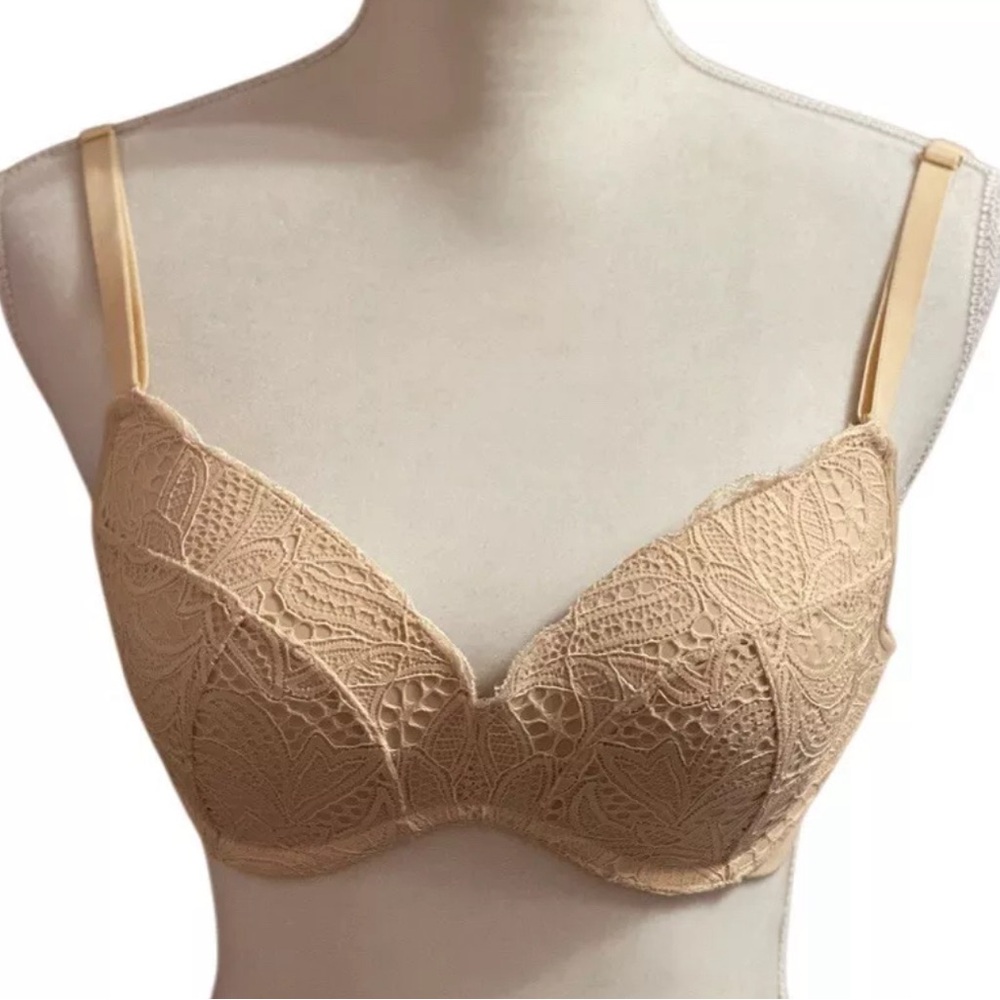Lively Floral Lace T-Shirt Bra Padded Wireless Toasted Almond Size 34C Coquette